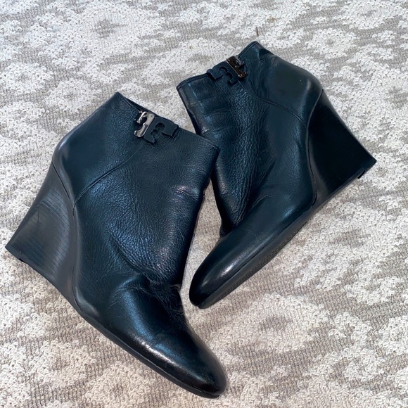 Tory Burch booties - Picture 1 of 8
